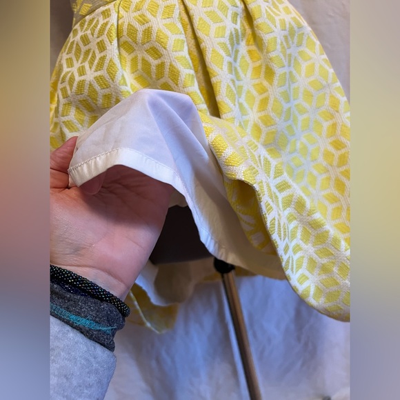 ☀️ Sunshine yellow Anthropologie Hutch Lemon Zest skirt with POCKETS☀️ - Picture 8 of 14